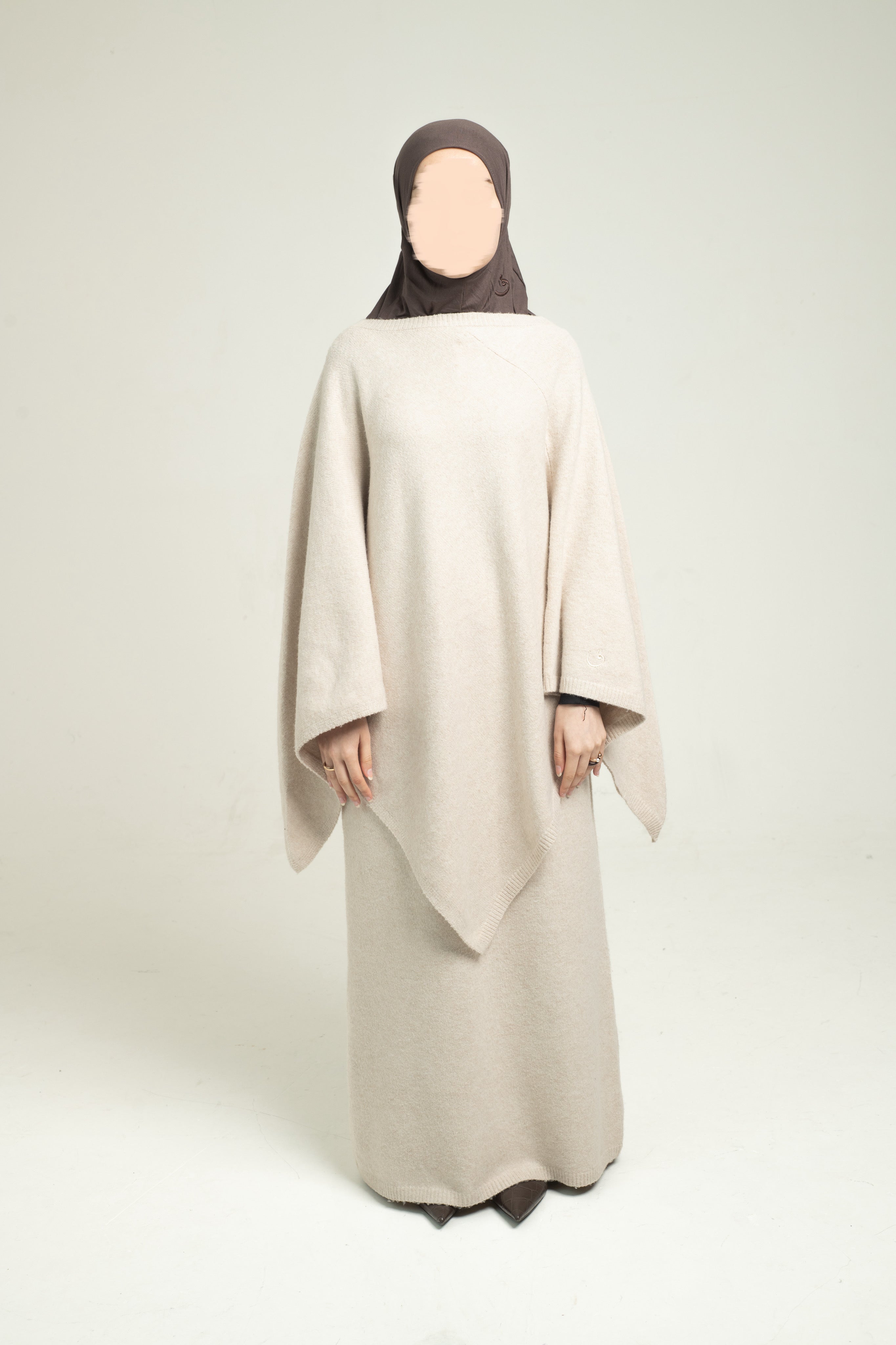Brushed knit cape - Beige