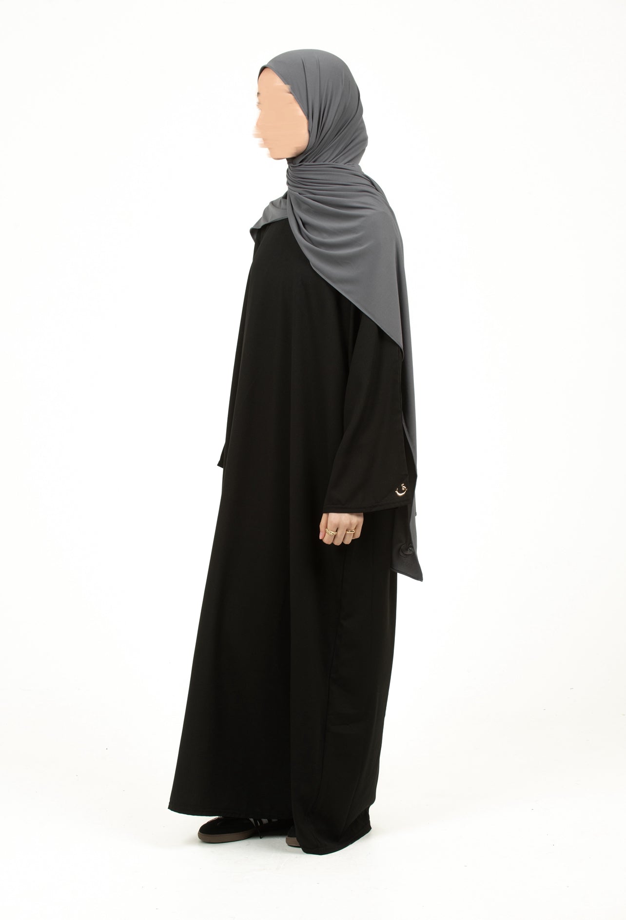 Black abaya
